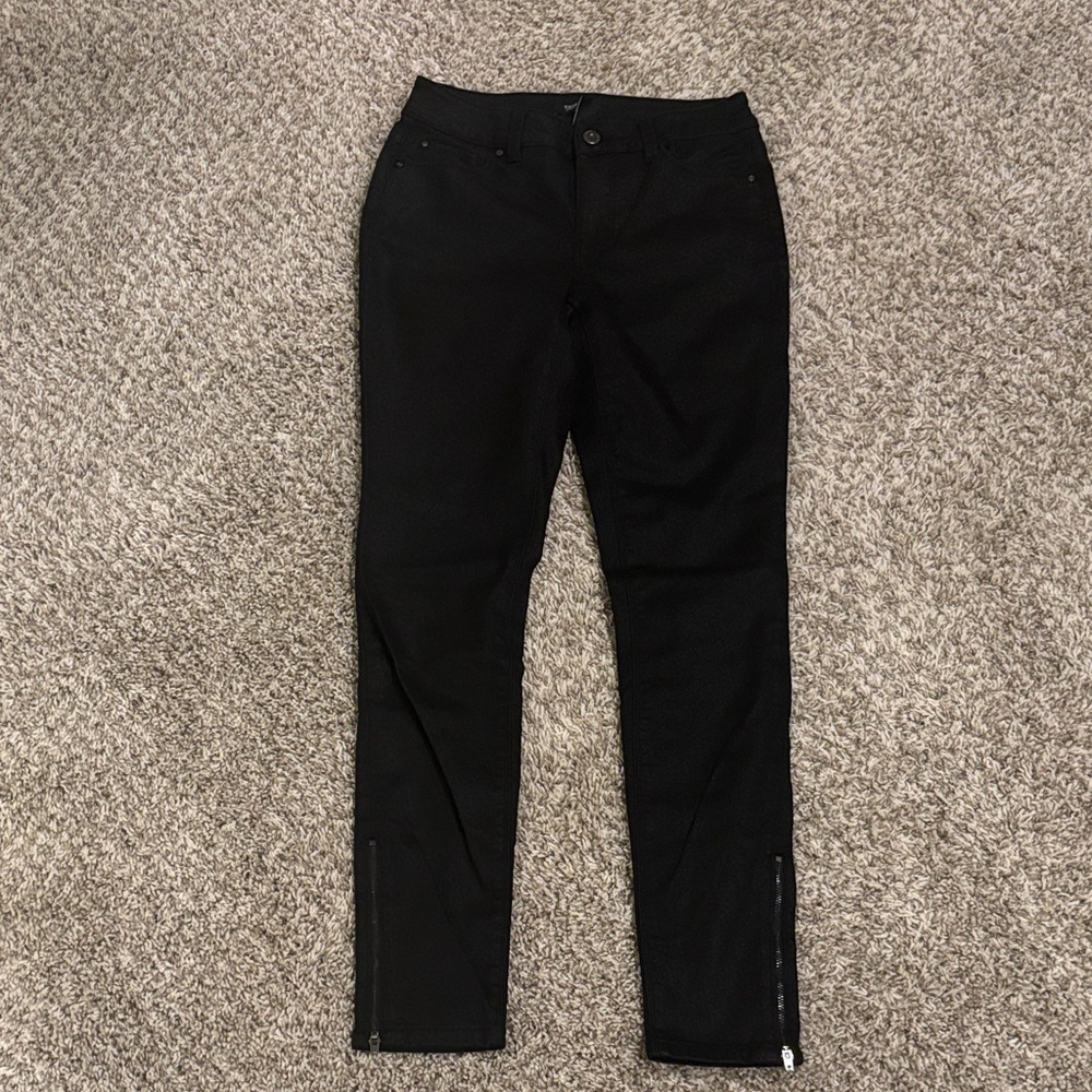 White House Black Market Black Skinny Pants